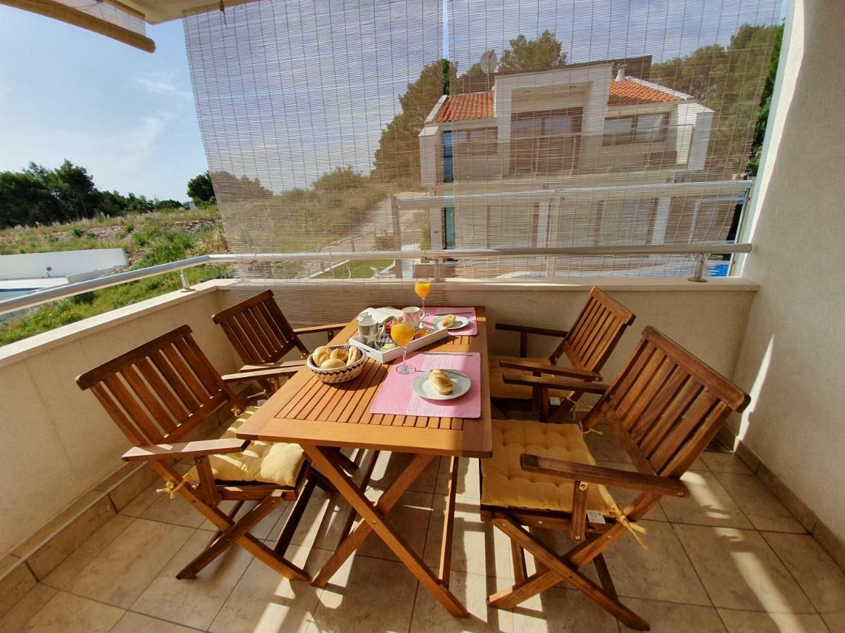 Apartment Tihana Trogir Ngoại thất bức ảnh