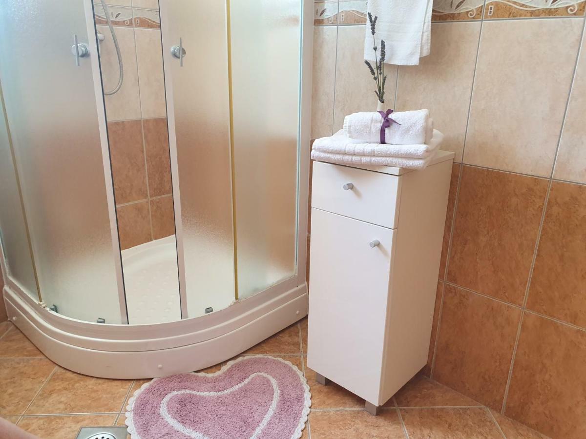 Apartment Tihana Trogir Ngoại thất bức ảnh