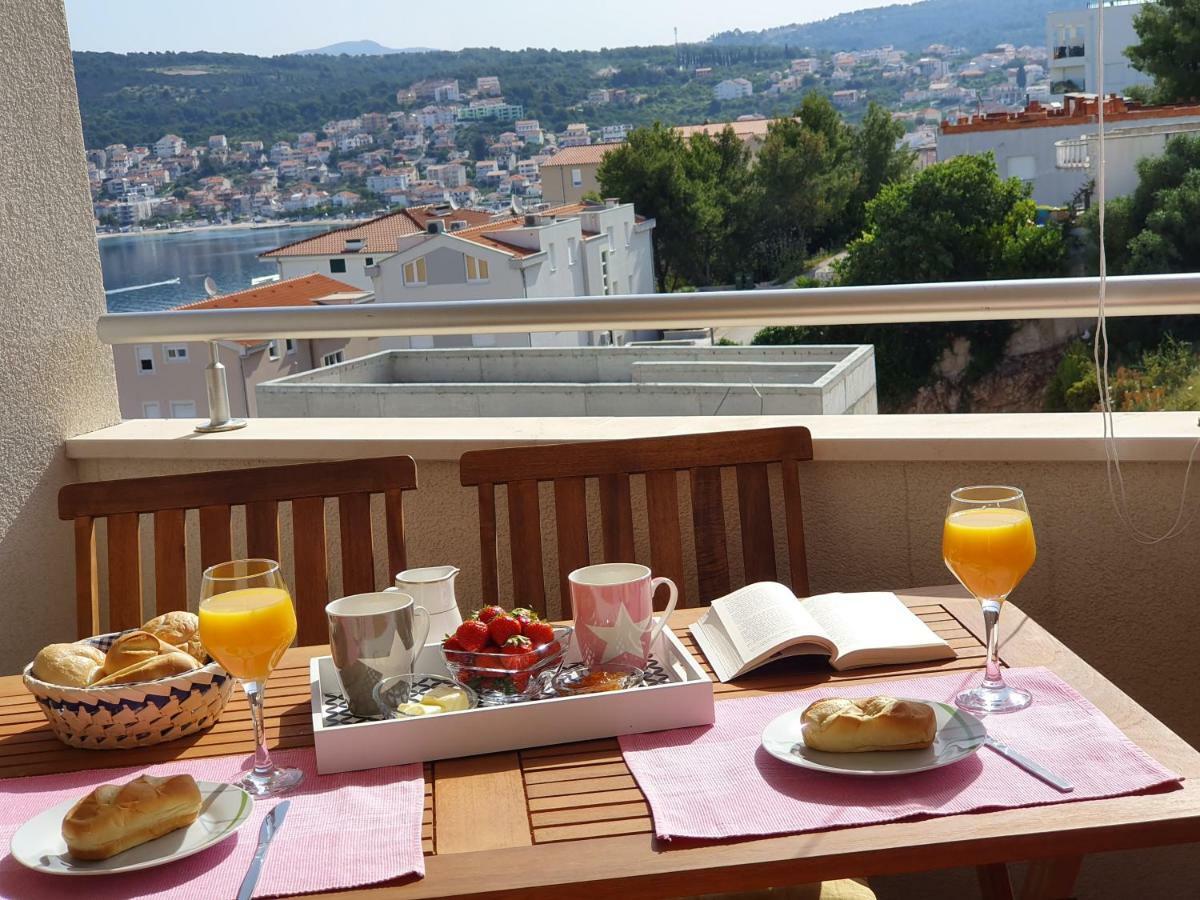 Apartment Tihana Trogir Ngoại thất bức ảnh