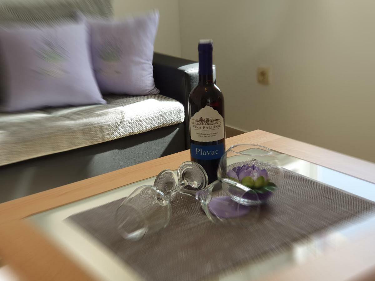 Apartment Tihana Trogir Ngoại thất bức ảnh